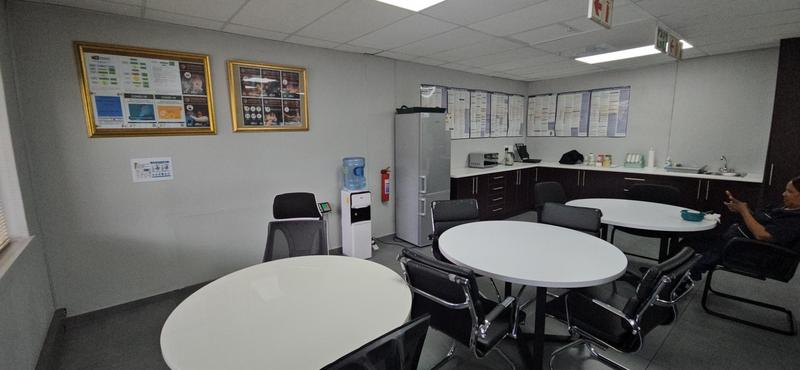 To Let Commercial Property for Rent in Vorna Valley Gauteng