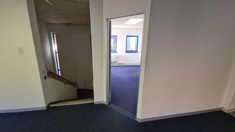 To Let Commercial Property for Rent in Randjespark Gauteng