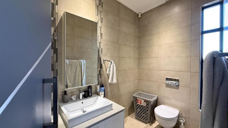 5 Bedroom Property for Sale in Serengeti Lifestyle Estate Gauteng