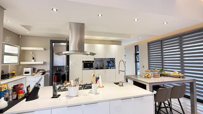 5 Bedroom Property for Sale in Serengeti Lifestyle Estate Gauteng