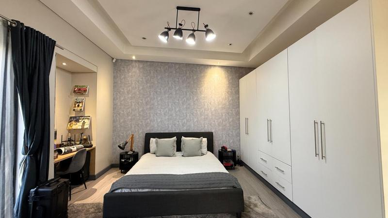 5 Bedroom Property for Sale in Serengeti Lifestyle Estate Gauteng