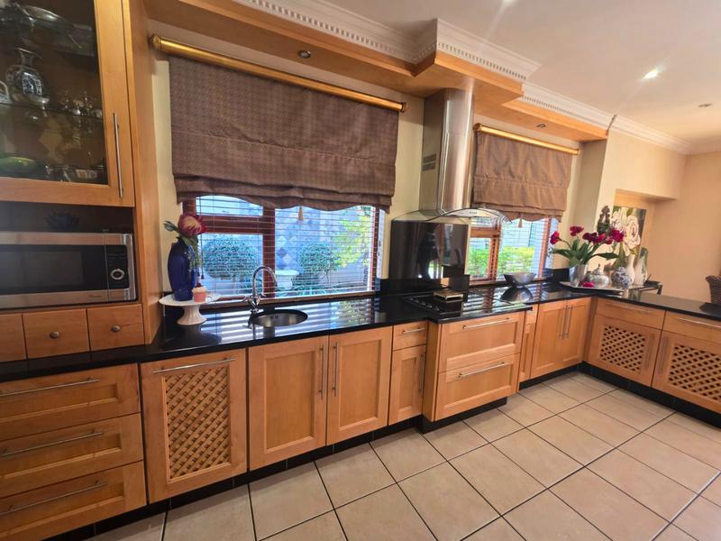 3 Bedroom Property for Sale in Glen Marais Gauteng