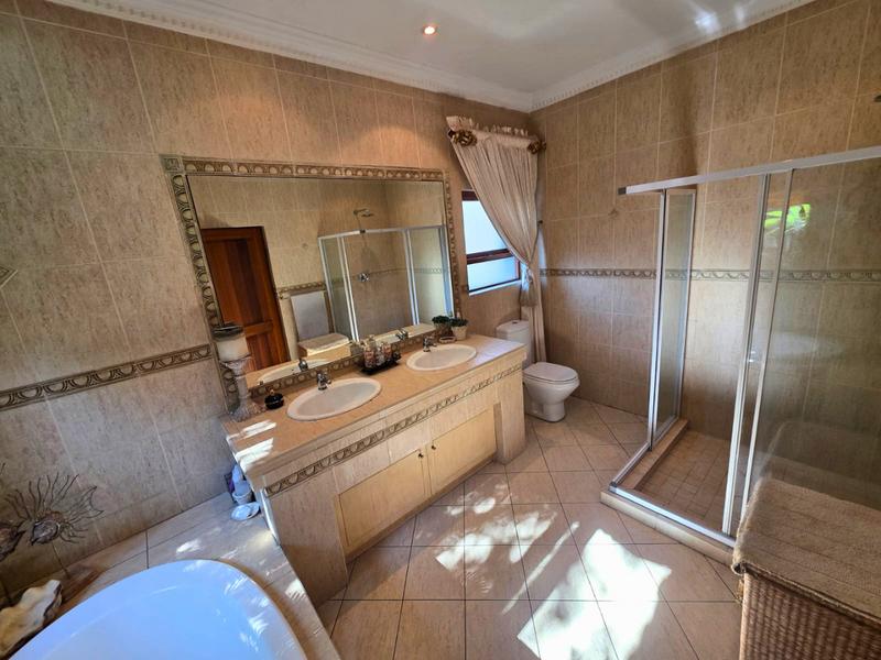 3 Bedroom Property for Sale in Glen Marais Gauteng