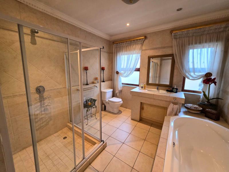 3 Bedroom Property for Sale in Glen Marais Gauteng