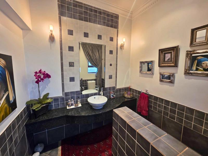 3 Bedroom Property for Sale in Glen Marais Gauteng