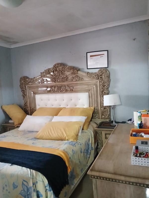 6 Bedroom Property for Sale in Eike Park Gauteng