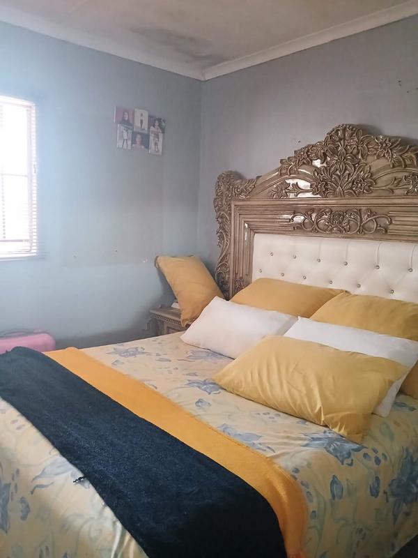 6 Bedroom Property for Sale in Eike Park Gauteng