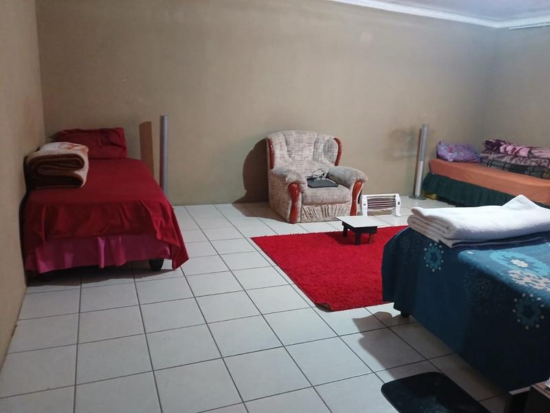 6 Bedroom Property for Sale in Eike Park Gauteng