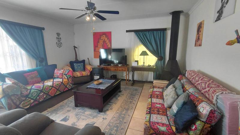 3 Bedroom Property for Sale in Brackendowns Gauteng