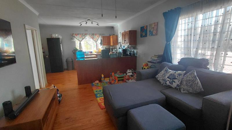 3 Bedroom Property for Sale in Brackendowns Gauteng