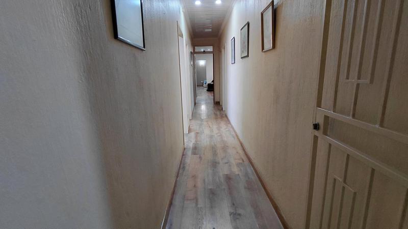 4 Bedroom Property for Sale in Brackenhurst Gauteng