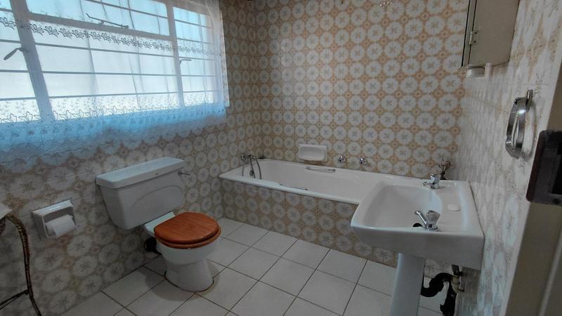 4 Bedroom Property for Sale in Brackenhurst Gauteng