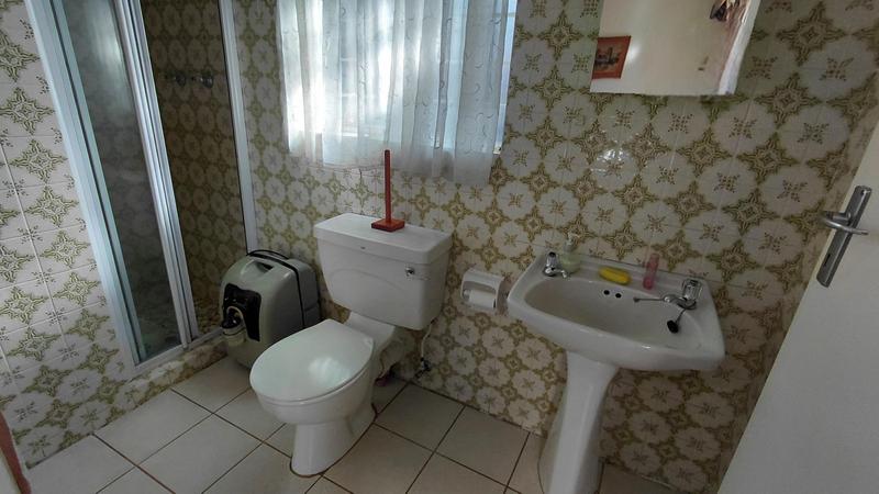 4 Bedroom Property for Sale in Brackenhurst Gauteng