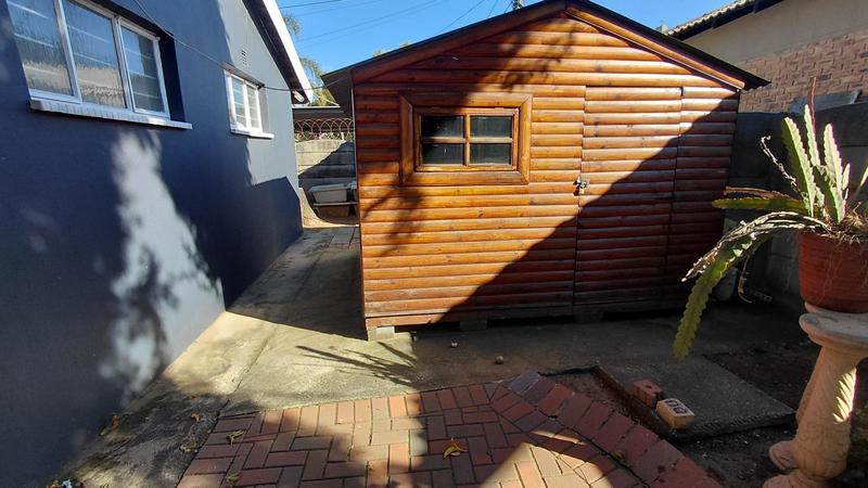 4 Bedroom Property for Sale in Brackenhurst Gauteng