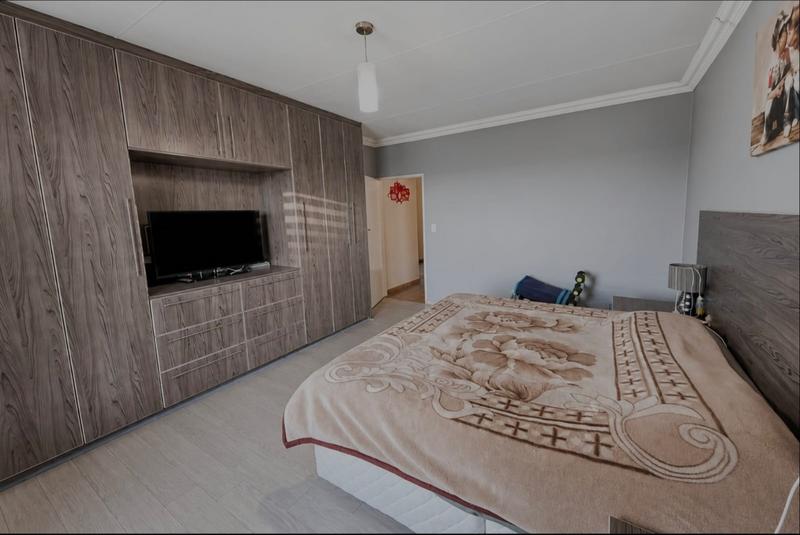 2 Bedroom Property for Sale in Rynfield Gauteng