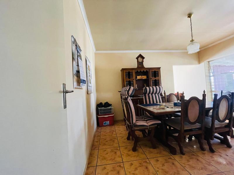 4 Bedroom Property for Sale in Dunnottar Gauteng
