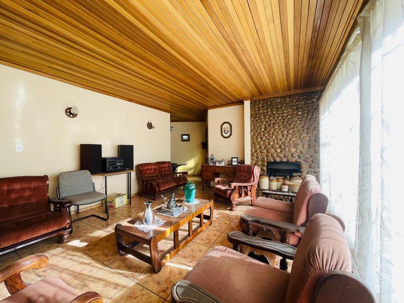 4 Bedroom Property for Sale in Dunnottar Gauteng