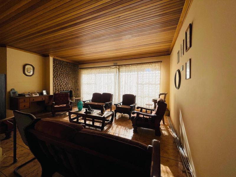 4 Bedroom Property for Sale in Dunnottar Gauteng