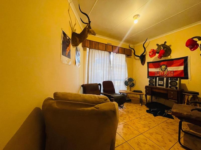 4 Bedroom Property for Sale in Dunnottar Gauteng
