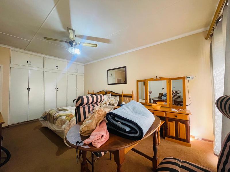 4 Bedroom Property for Sale in Dunnottar Gauteng