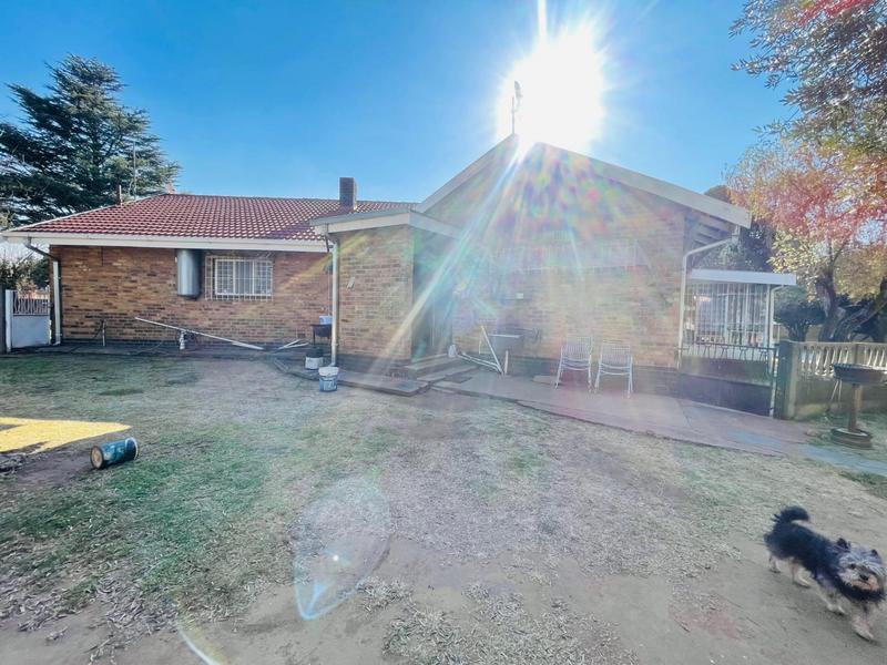 4 Bedroom Property for Sale in Dunnottar Gauteng