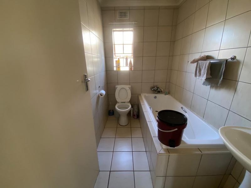 3 Bedroom Property for Sale in Clayville East Gauteng