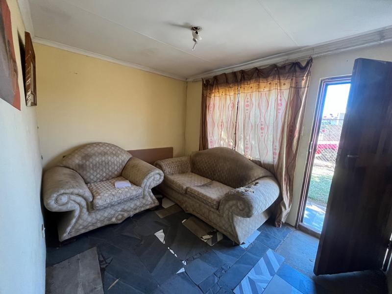 7 Bedroom Property for Sale in Orange Farm Gauteng