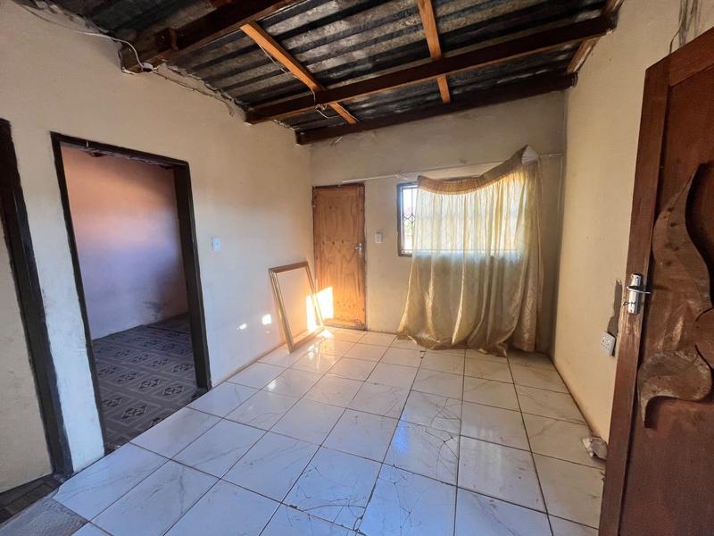 7 Bedroom Property for Sale in Orange Farm Gauteng