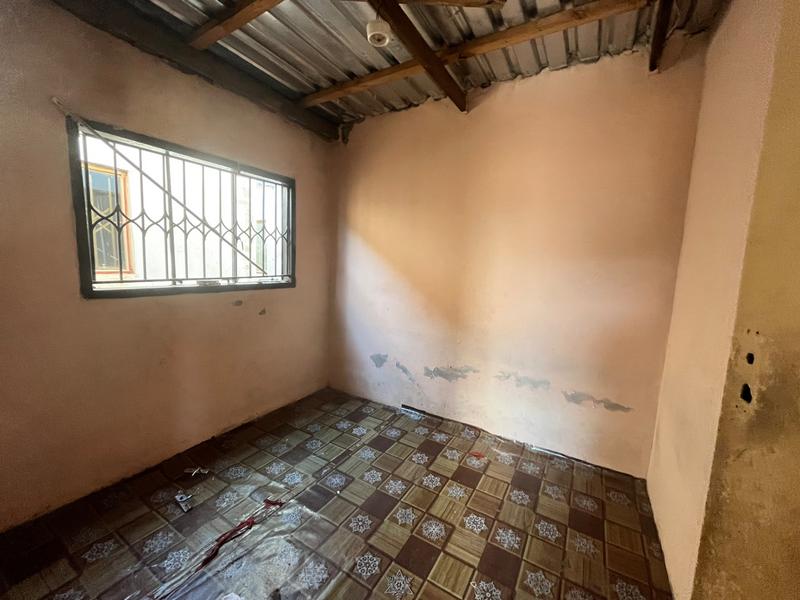 7 Bedroom Property for Sale in Orange Farm Gauteng