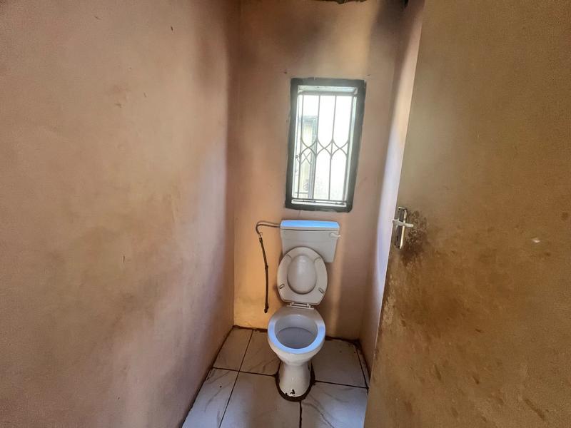 7 Bedroom Property for Sale in Orange Farm Gauteng