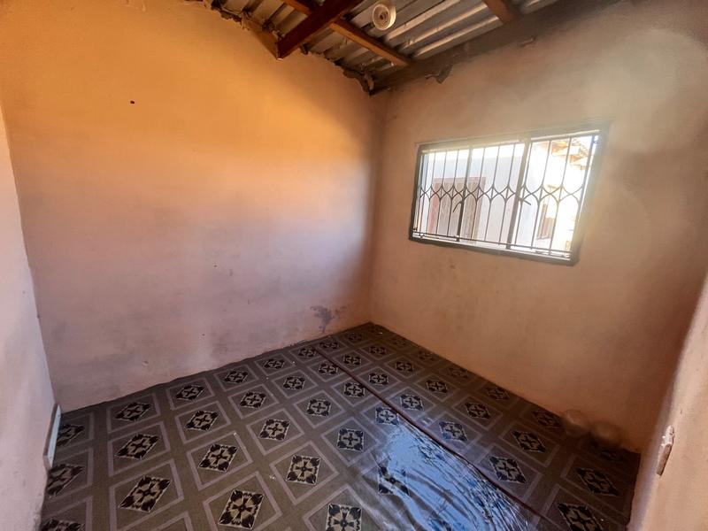 7 Bedroom Property for Sale in Orange Farm Gauteng