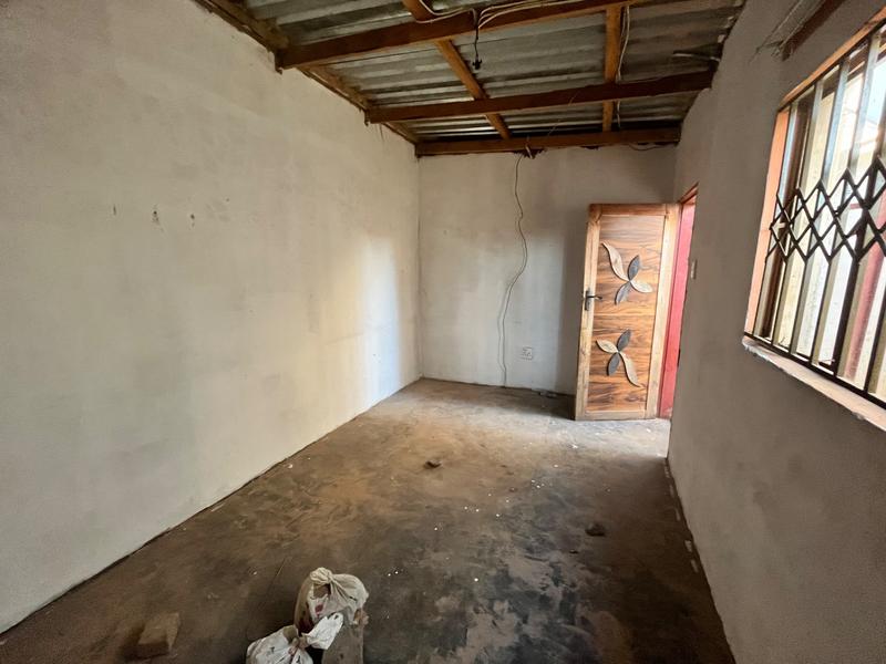 7 Bedroom Property for Sale in Orange Farm Gauteng