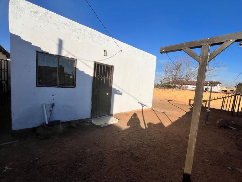 7 Bedroom Property for Sale in Orange Farm Gauteng