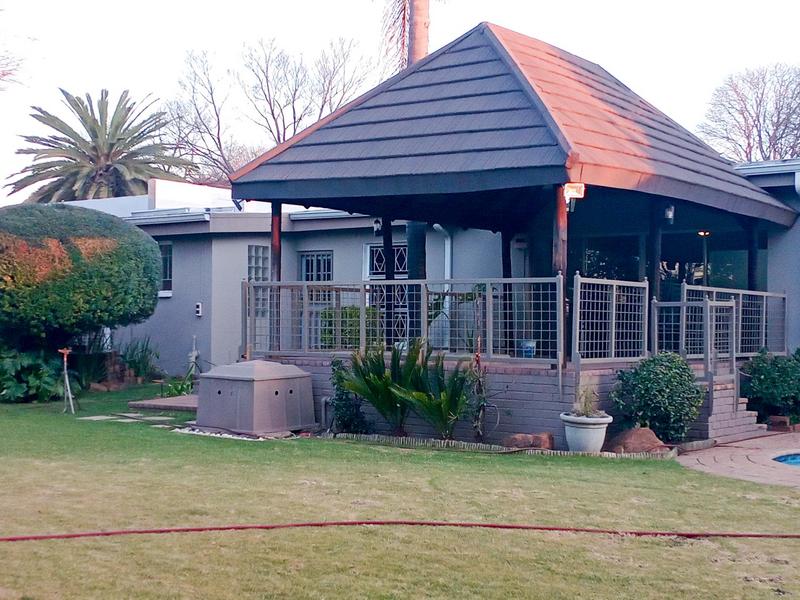 4 Bedroom Property for Sale in Flora Gardens Gauteng