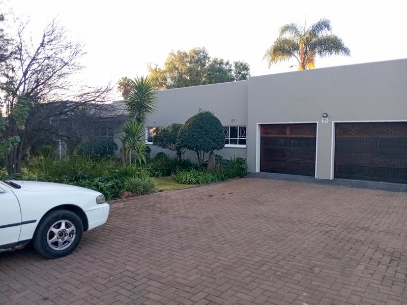 4 Bedroom Property for Sale in Flora Gardens Gauteng