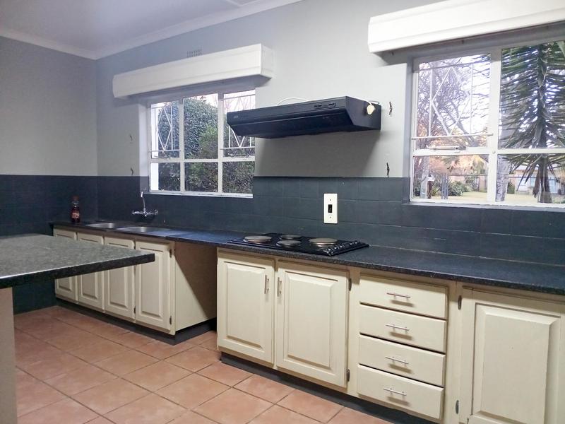 4 Bedroom Property for Sale in Flora Gardens Gauteng