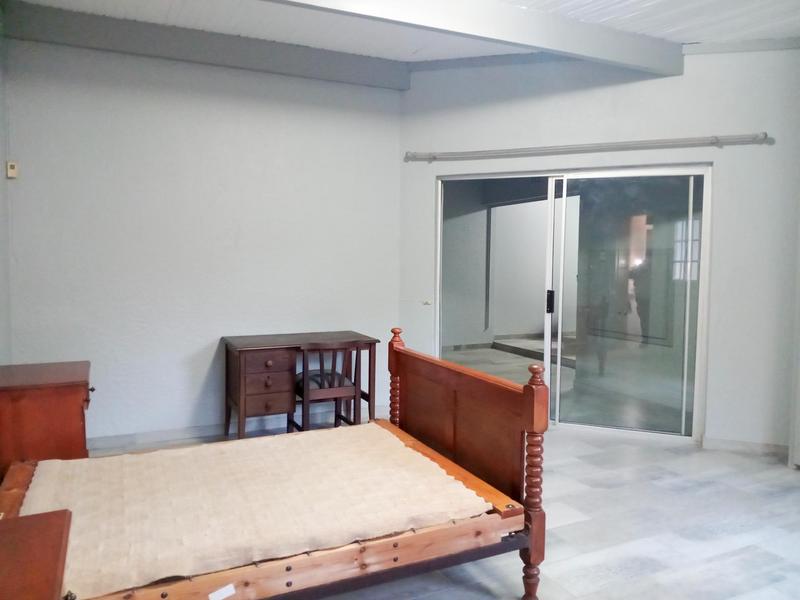 4 Bedroom Property for Sale in Flora Gardens Gauteng