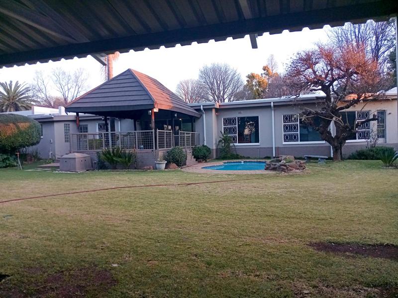 4 Bedroom Property for Sale in Flora Gardens Gauteng