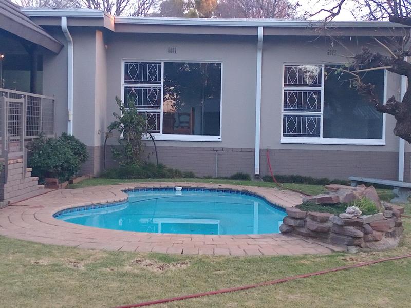 4 Bedroom Property for Sale in Flora Gardens Gauteng