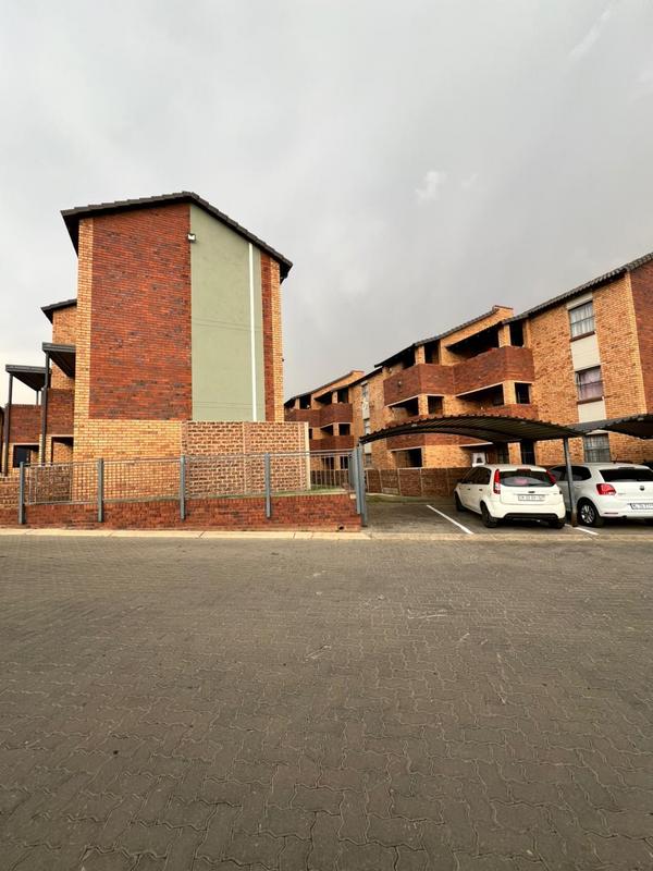 To Let 2 Bedroom Property for Rent in Kibler Park Gauteng