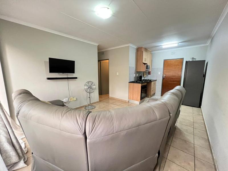 To Let 2 Bedroom Property for Rent in Kibler Park Gauteng