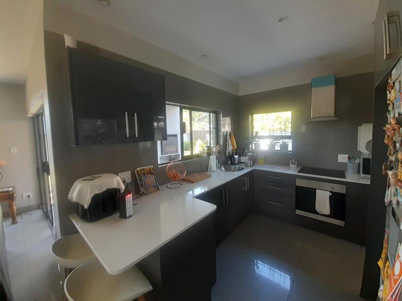 3 Bedroom Property for Sale in Eldo Lakes Estate Gauteng