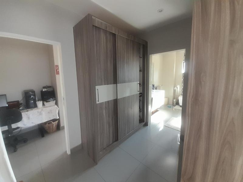 3 Bedroom Property for Sale in Eldo Lakes Estate Gauteng