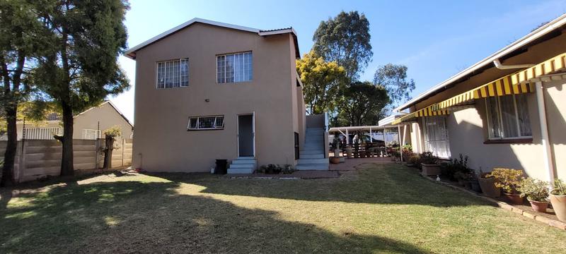 3 Bedroom Property for Sale in Brackendowns Gauteng