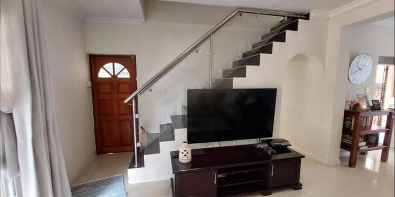 4 Bedroom Property for Sale in Bassonia Gauteng