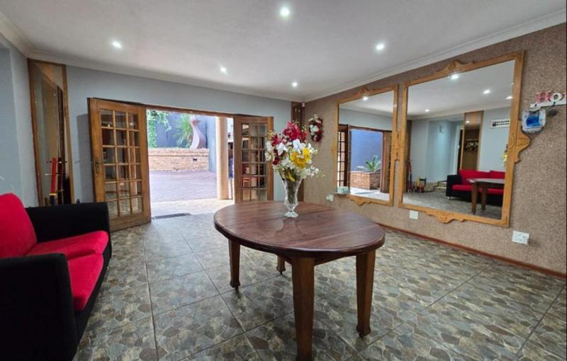 8 Bedroom Property for Sale in Bassonia Gauteng