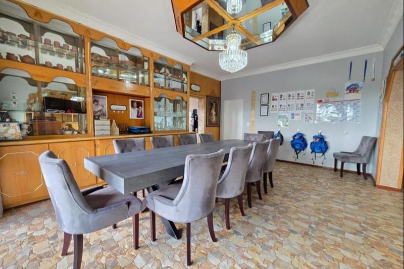 8 Bedroom Property for Sale in Bassonia Gauteng