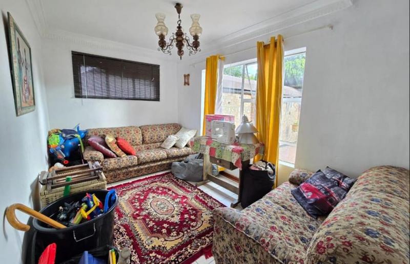8 Bedroom Property for Sale in Bassonia Gauteng