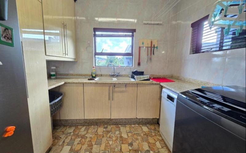 8 Bedroom Property for Sale in Bassonia Gauteng