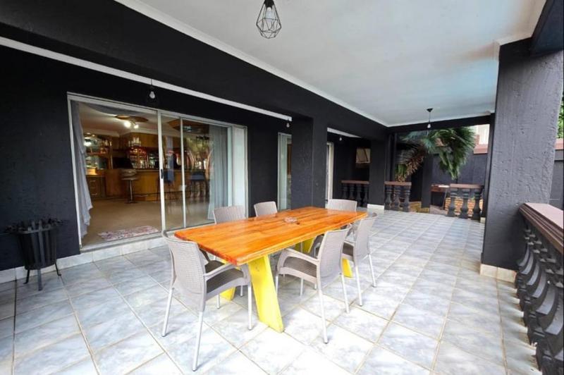 8 Bedroom Property for Sale in Bassonia Gauteng